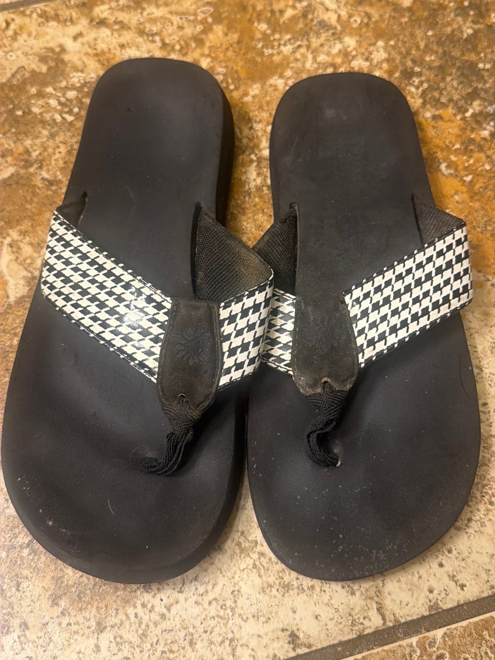 Yellow Box Black Sandal with Houndstooth Strap